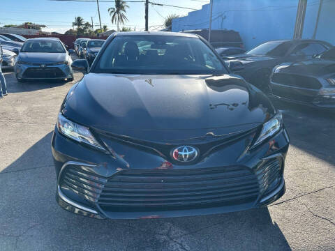 2021 Toyota Camry LE FWD photo
