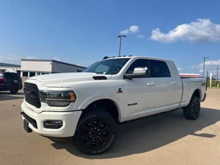 2021 Ram 2500 Limited 4WD photo