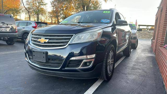 2015 Chevrolet Traverse LT FWD photo