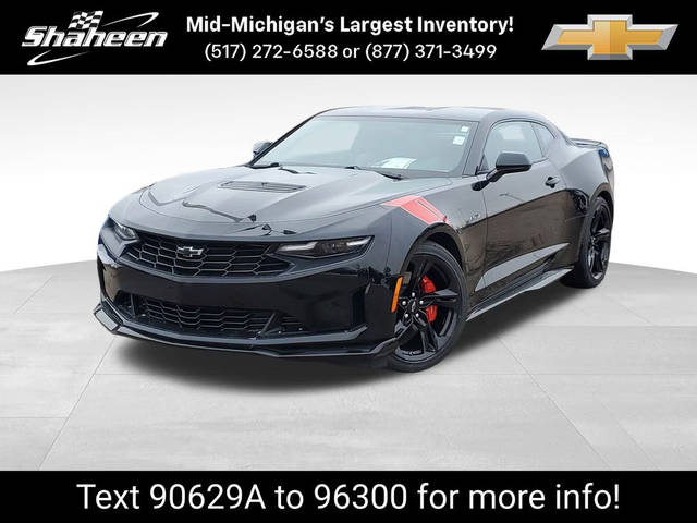 2021 Chevrolet Camaro LT1 RWD photo