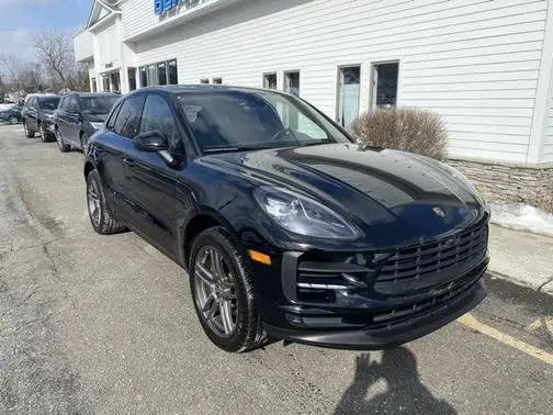 2021 Porsche Macan S AWD photo