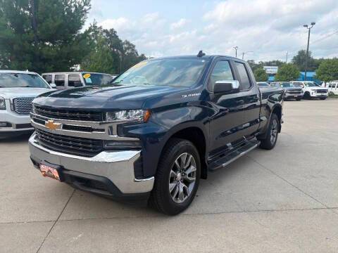 2021 Chevrolet Silverado 1500 LT 4WD photo