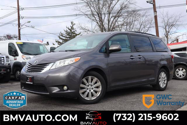 2015 Toyota Sienna XLE Premium AWD photo