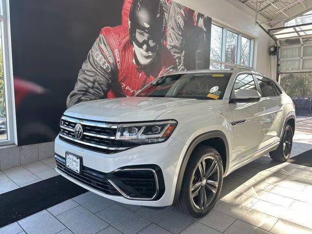 2021 Volkswagen Atlas Cross Sport 3.6L V6 SE w/Technology R-Line FWD photo