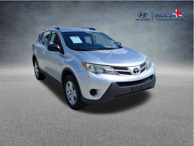 2015 Toyota RAV4 LE AWD photo