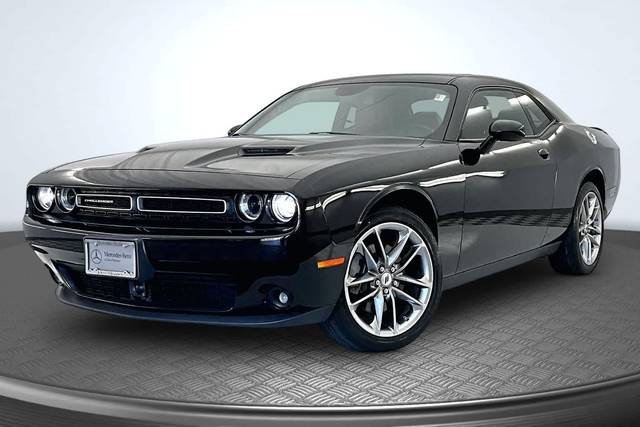 2021 Dodge Challenger SXT AWD photo