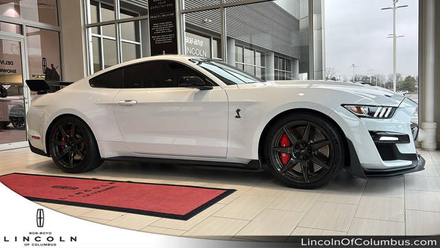 2021 Ford Mustang Shelby GT500 RWD photo