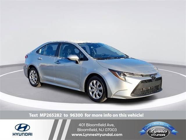 2021 Toyota Corolla LE FWD photo