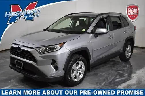 2021 Toyota RAV4 Hybrid XLE AWD photo