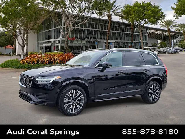 2021 Volvo XC90 Momentum FWD photo