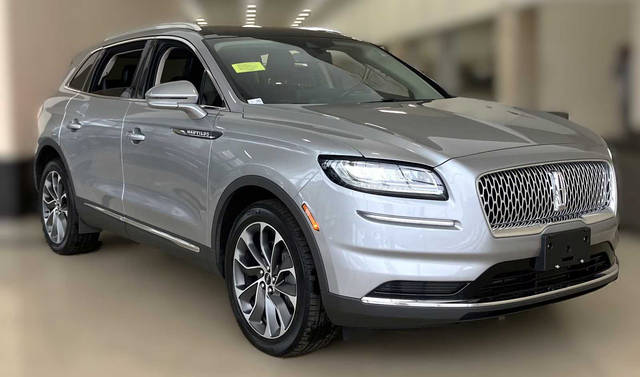 2021 Lincoln Nautilus Reserve AWD photo