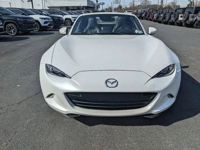 2021 Mazda MX-5 Miata RF Grand Touring RWD photo