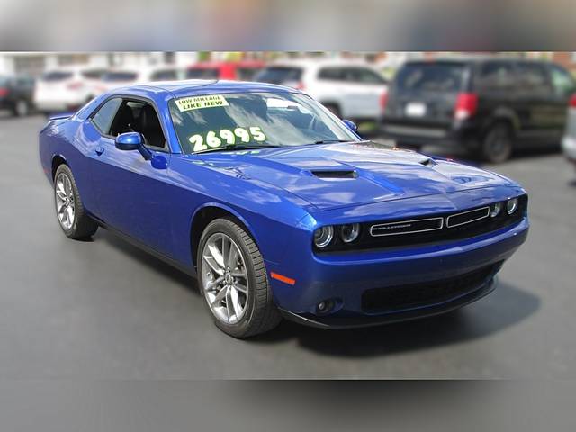 2021 Dodge Challenger SXT AWD photo
