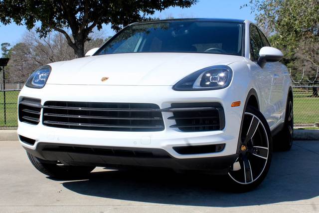 2021 Porsche Cayenne Coupe  AWD photo