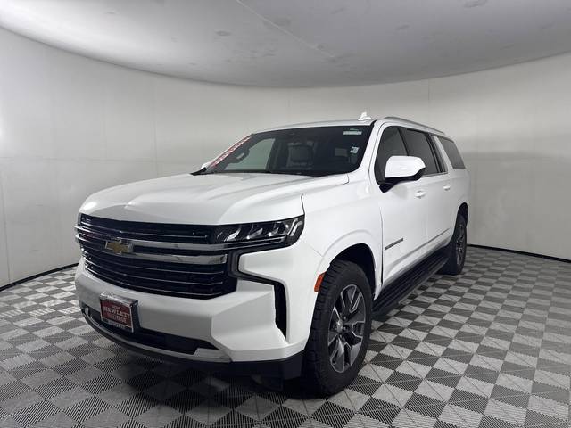 2021 Chevrolet Suburban LT 4WD photo