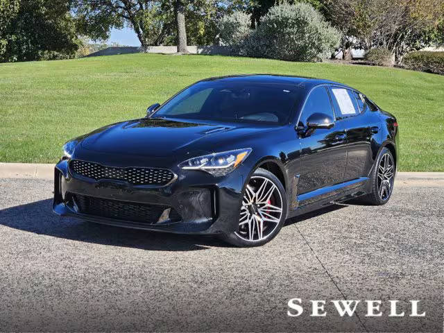 2022 Kia Stinger GT2 RWD photo