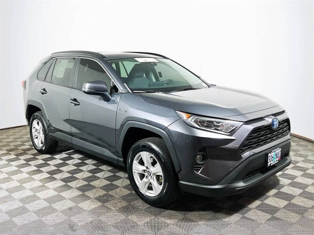 2021 Toyota RAV4 Hybrid XLE AWD photo