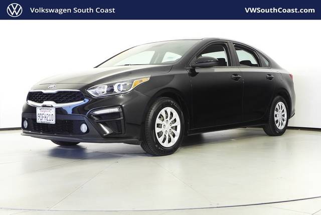 2021 Kia Forte FE FWD photo