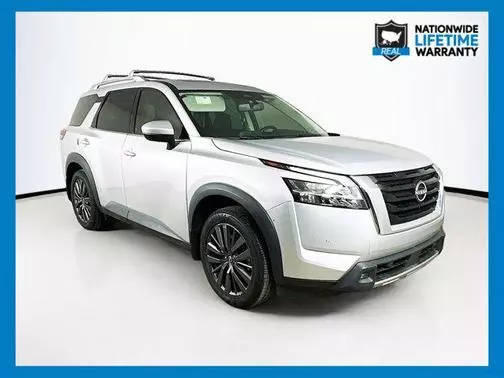 2022 Nissan Pathfinder SL FWD photo