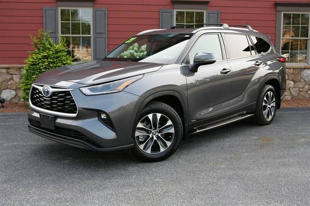 2021 Toyota Highlander Hybrid XLE AWD photo