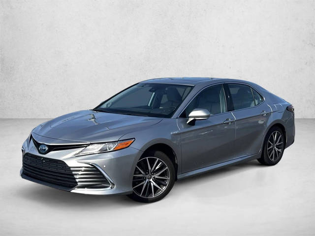 2021 Toyota Camry Hybrid XLE FWD photo
