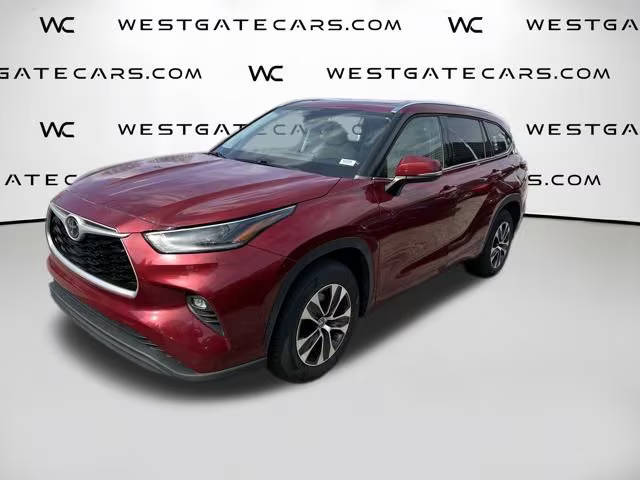 2021 Toyota Highlander XLE FWD photo