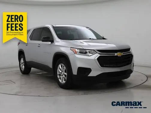 2021 Chevrolet Traverse LS FWD photo
