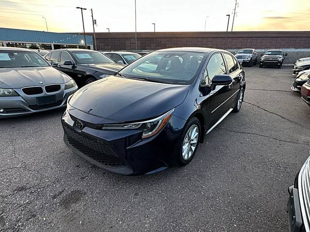 2021 Toyota Corolla LE FWD photo