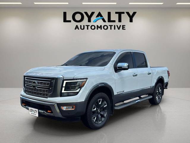 2021 Nissan Titan Platinum Reserve 4WD photo