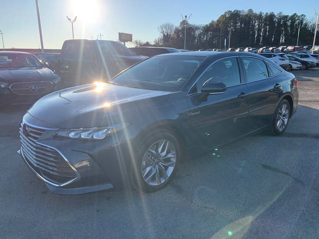 2021 Toyota Avalon Hybrid XLE FWD photo