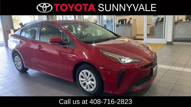 2022 Toyota Prius L Eco FWD photo