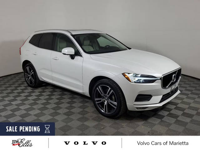 2021 Volvo XC60 Momentum AWD photo