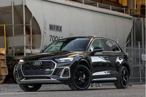 2021 Audi Q5 Premium Plus AWD photo