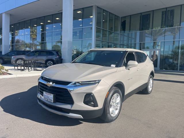 2021 Chevrolet Blazer LT FWD photo