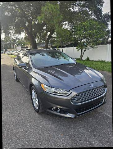 2016 Ford Fusion SE FWD photo