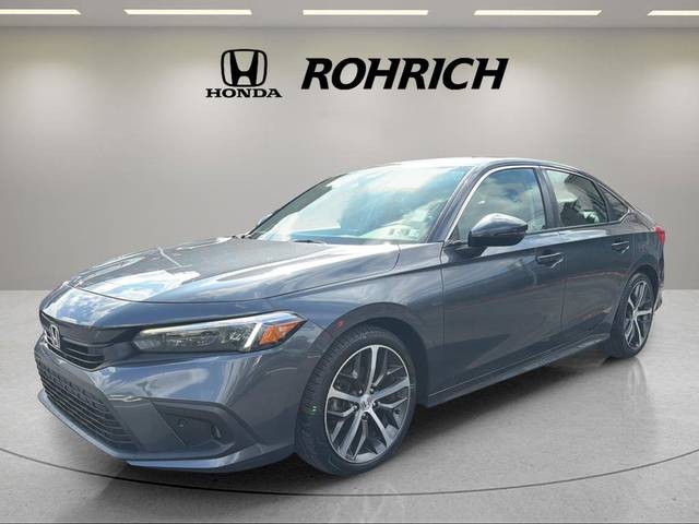 2022 Honda Civic Touring FWD photo