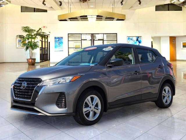 2021 Nissan Kicks S FWD photo