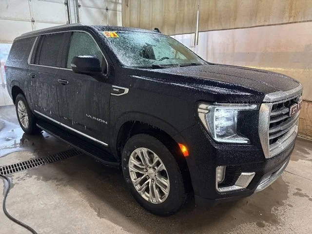 2021 GMC Yukon XL SLT 4WD photo