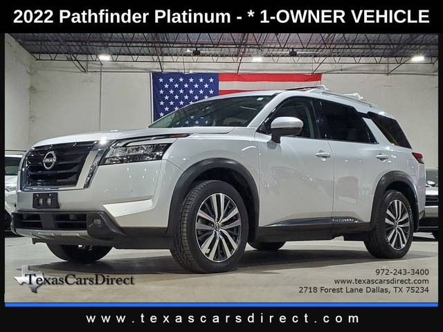 2022 Nissan Pathfinder Platinum FWD photo