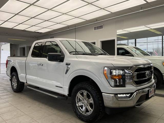 2021 Ford F-150 XLT 4WD photo