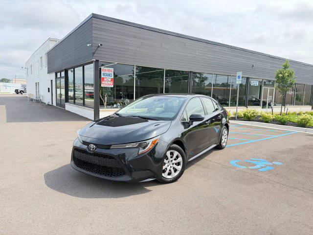 2021 Toyota Corolla LE FWD photo