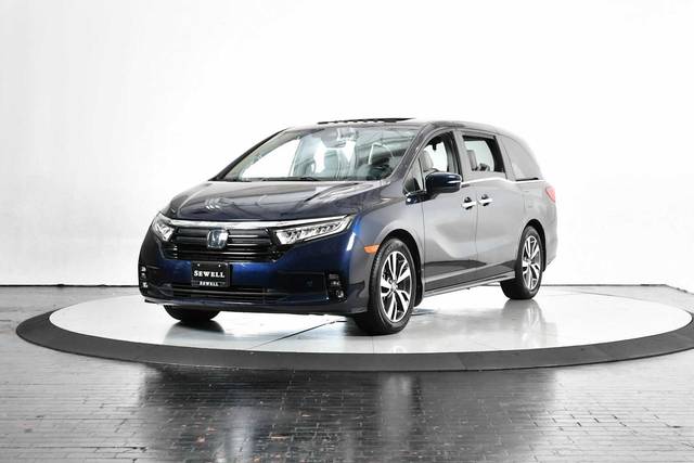 2022 Honda Odyssey Touring FWD photo