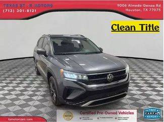 2022 Volkswagen Taos S FWD photo