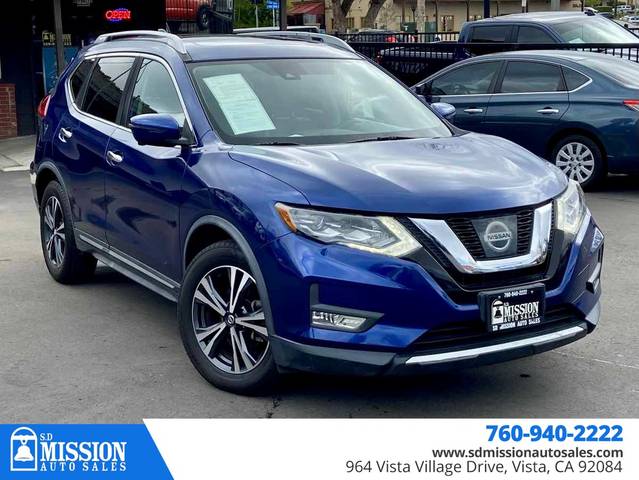 2017 Nissan Rogue SL FWD photo