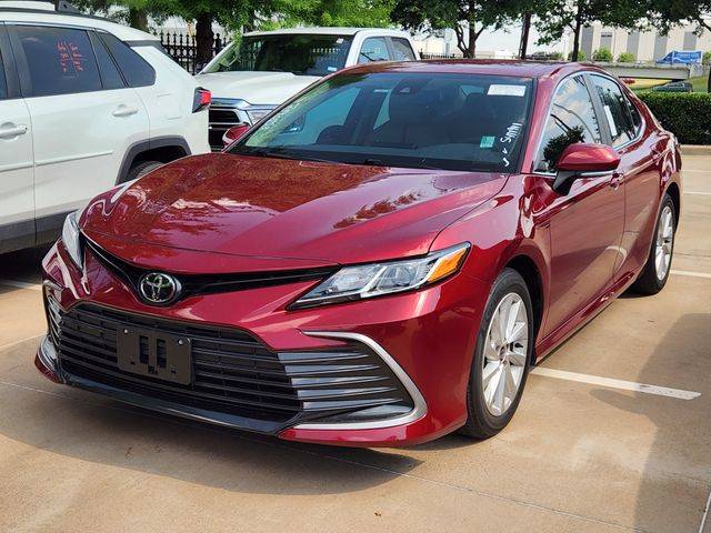 2021 Toyota Camry LE FWD photo
