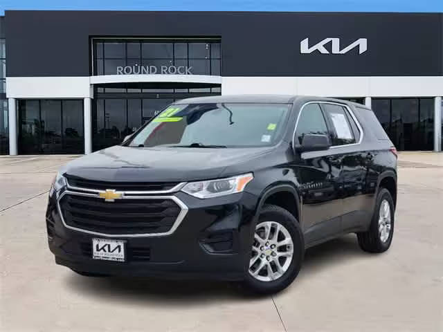 2021 Chevrolet Traverse LS FWD photo