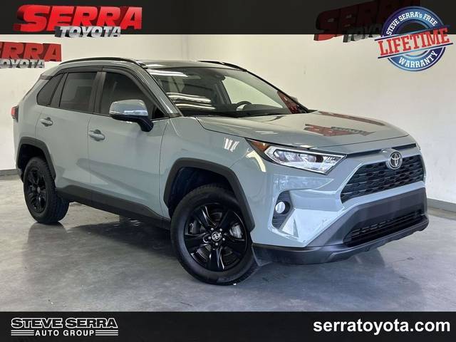 2021 Toyota RAV4 XLE FWD photo
