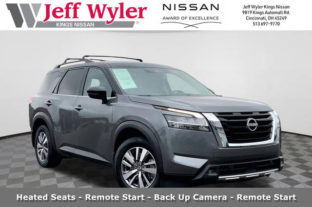 2022 Nissan Pathfinder SL 4WD photo