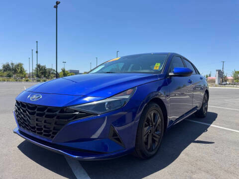2021 Hyundai Elantra SEL FWD photo