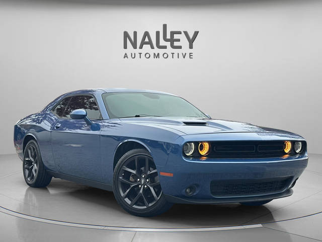2021 Dodge Challenger SXT RWD photo